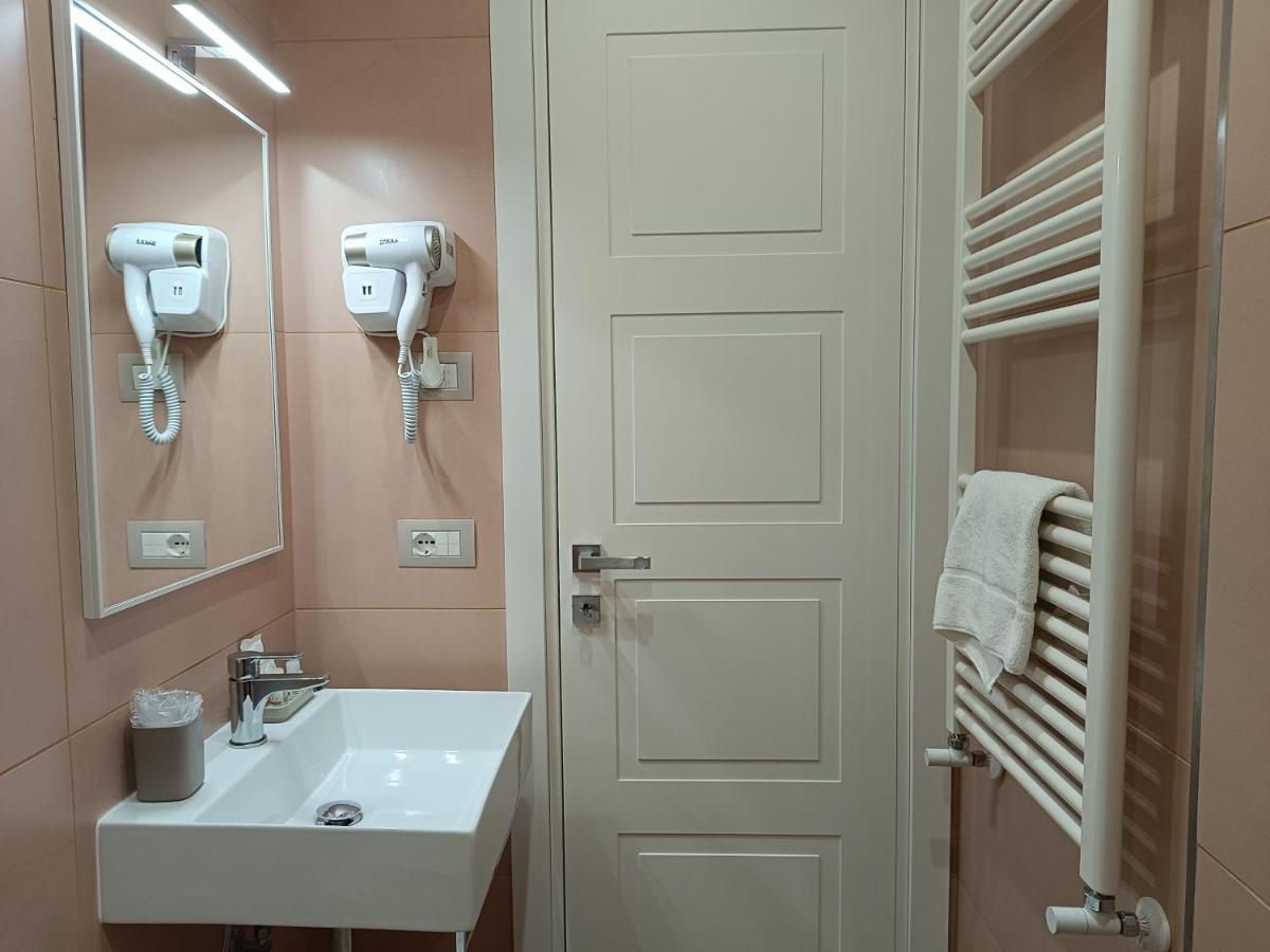 Schilizzi Hotel Napoli Ngoại thất bức ảnh